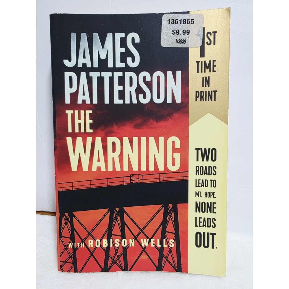 The Warning (Hardcover Library Edition) - Hardcover Book